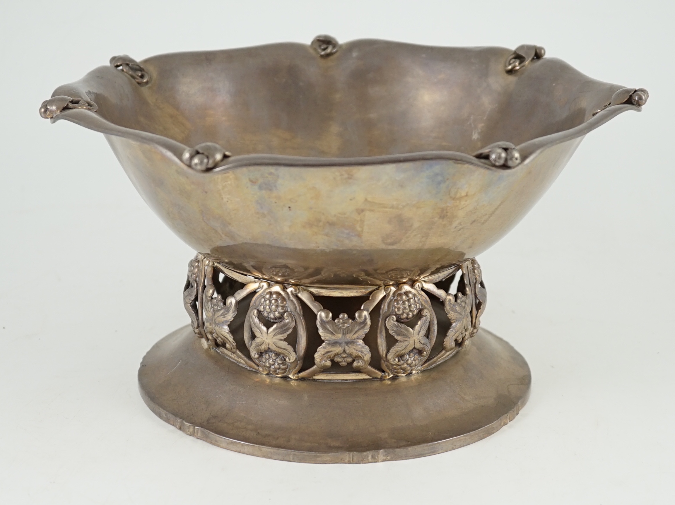 A stylish 1920's Danish silver pedestal bowl, assayers mark for Christian F. Heise (1904-1932)